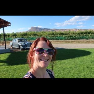 Meet your Posher, Brittany